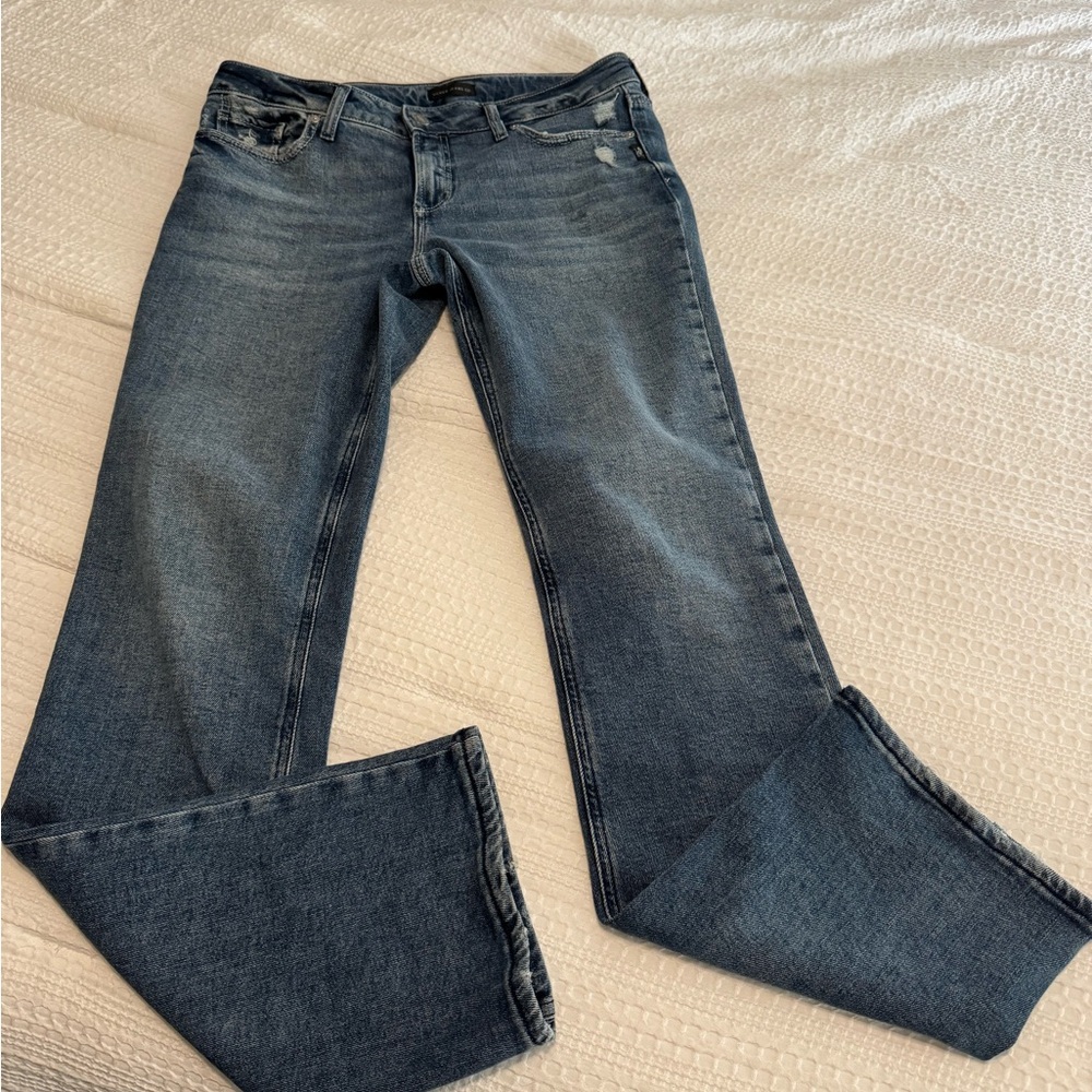Silver Jeans Women's Boot Cut in Classic Blue